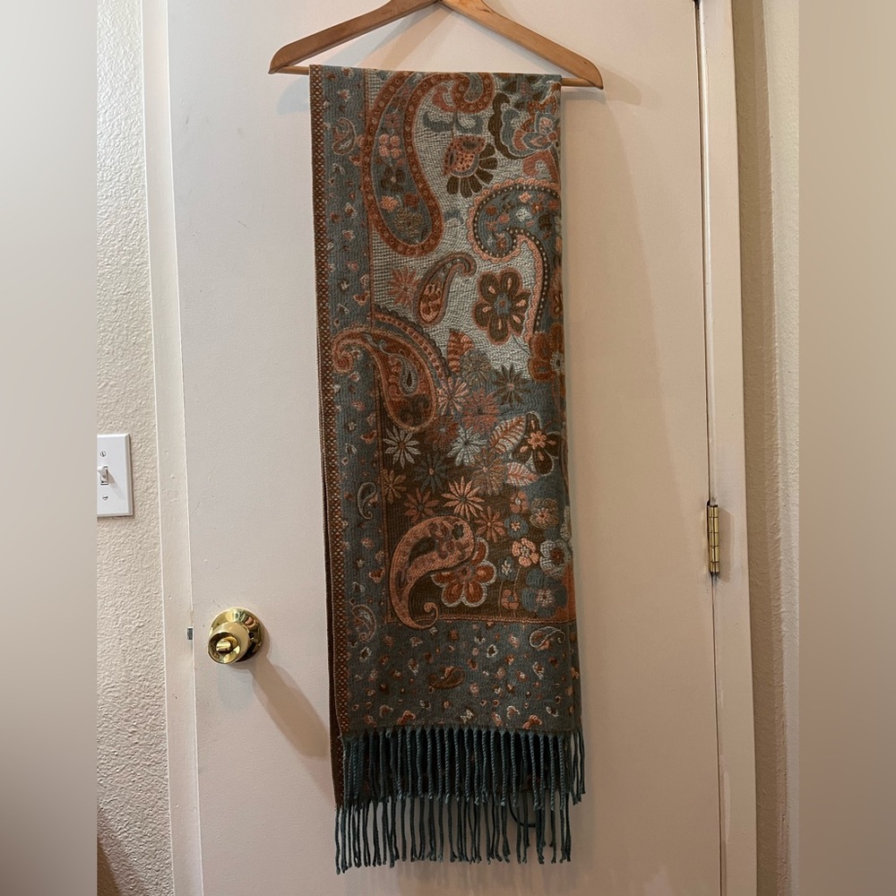 Pashmina Style Scarf Blue and Tan Paisley Wrap Large Shawl Tapestry Multicolor